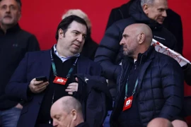 Aston Villa thoát án trừ điểm của Premier League ngoạn mục như thế nào?