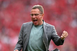 HLV Rangnick gửi tin nhắn tới MU
