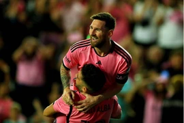 Messi lập hat-trick trong ngày Inter Miami giành kỷ lục điểm tại MLS