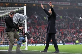 Van Nistelrooy gửi thông điệp đầy cảm xúc tới MU
