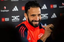 MU sẵn sàng cạnh tranh với Man City sau lời cầu xin của Amorim