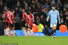 Man City đá như đội U-15 trước MU, Pep Guardiola thừa nhận mình không đủ giỏi