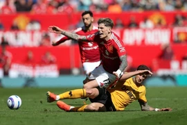 MU lại thua, Arsenal đại thắng