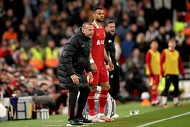 Xác nhận 1 huyền thoại của Liverpool ra đi