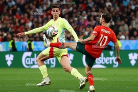 Chuyển nhượng của MU: Mbeumo, Leon, Watkins, Ruiz và 5 ngôi sao