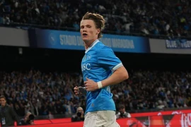 McTominay lại xát muối vào vết thương của MU