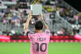 5 ngôi sao có nhiều chiếc giày vàng hơn Messi