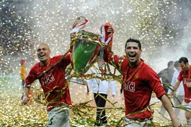 Xác nhận lập trường của Ronaldo về việc trở lại MU