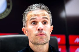 Van Persie được đồn đoán sẽ trở thành HLV trưởng của MU