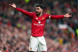Bruno Fernandes phản hồi hài hước trước câu hỏi gây sốt về thử thách 500 ngày