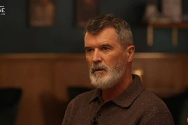 Cựu nhân viên mát xa của MU cáo buộc Roy Keane đạo đức giả