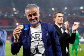 Bất đồng giữa Luis Enrique và MU bắt đầu lộ rõ