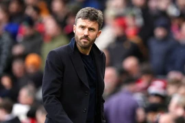 Carrick bị chỉ trích dù MU thắng Aston Villa