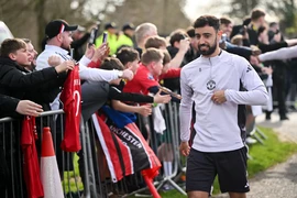 Hé lộ tương lai của Bruno Fernandes ở MU nhờ giọng địa phương của đứa trẻ