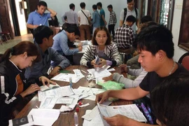 Công an trực tiếp làm giám thị thi tiếng Hàn