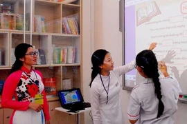 Lương giáo viên cao nhất trong bảng lương sự nghiệp