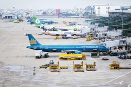 Các sân bay khẩn cấp ứng phó siêu bão Mangkhut