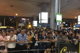 Sân bay Tân Sơn Nhất nhộn nhịp đón Việt kiều về quê ăn Tết