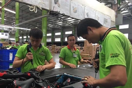 'Ông lớn' Trung Quốc nhảy vào, doanh nhân Việt lo mất nhân sự