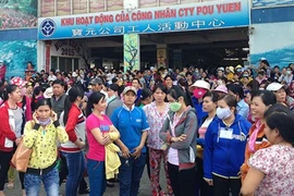 Doanh nghiệp cho chuyên gia Trung Quốc làm việc tại nhà
