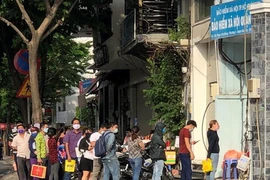Hàng loạt công ty cắt giảm sâu nhân sự do dịch COVID-19
