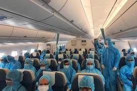 2 chuyến bay đưa 530 khách rời Đà Nẵng 