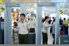 Công bố kết quả xét nghiệm COVID-19 tại 5 sân bay