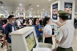 2 sân bay lớn nhất nước làm gì khi sắp vào mùa đông khách?