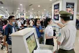 Nóng: Từ ngày mai, tạm dừng nhập cảnh vào sân bay Nội Bài