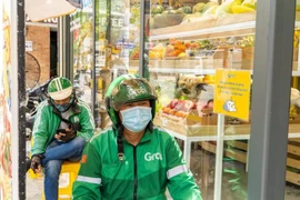 Grab tặng 50.000 gói bảo hiểm cho tài xế trong đợt COVID-19 