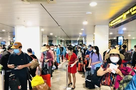 Gần tết nhiều đường bay kín chỗ 70%-90%