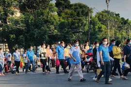 Kiến nghị công nhân F1 xét nghiệm âm tính vẫn đi làm