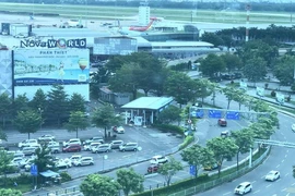 Sân bay Nội Bài và Tân Sơn Nhất sắp thu phí không dừng 
