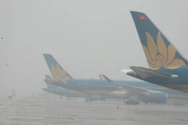 3 sân bay đóng cửa, hàng loạt chuyến bay lùi giờ khởi hành do bão số 1