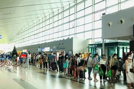 Khách mang chất lạ trên chuyến bay Phú Quốc - Hà Nội