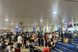 Các chuyến bay từ sân bay Tân Sơn Nhất ổn định trở lại