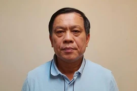 25 phong bì để trong phòng làm việc của cựu Thứ trưởng Hoan chứa mấy trăm ngàn đô la?