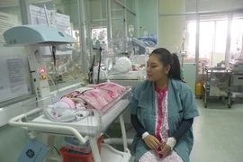 Hy hữu: Thai nhi bị dây rốn quấn cổ 4 vòng được cứu
