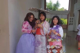 Chiêm ngưỡng thời trang tái chế độc đáo của HS 