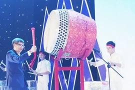 Hiệu phó ĐH Hoa Sen nhắn nhủ tân sinh viên 3 điều