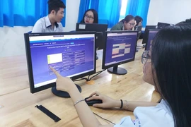 Ứng dụng công nghệ thông tin để giáo dục hướng nghiệp