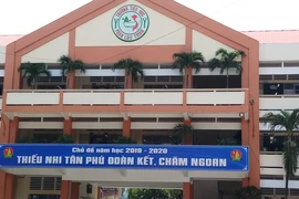 Cô giáo đánh, véo tai nhiều học sinh nhận lỗi