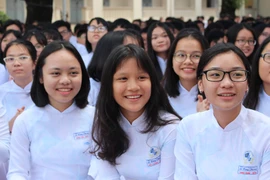 Học sinh trường THPT chuyên Lê Hồng Phong trong lễ khai giảng năm học