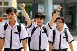 Chỉ đạo khẩn về thi tốt nghiệp THPT và tuyển sinh đầu cấp