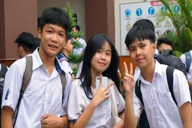 TP.HCM: 82.000 thí sinh làm thủ tục thi vào lớp 10 