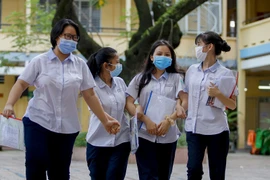 Tỉ lệ tốt nghiệp THPT của cả nước tăng gần 4% so với 2019 