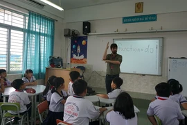 TP.HCM điều chỉnh mức học phí chương trình tiếng Anh tích hợp
