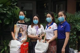 TP.HCM: Trao 2.000 phần quà cho SV đón tết xa nhà 