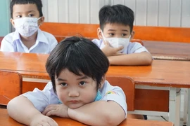 TP.HCM: Trường học phải mua các bộ SGK được Bộ GD&ĐT phê duyệt