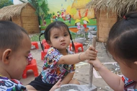 Bộ GD&ĐT: Không dạy trực tuyến cho trẻ mầm non